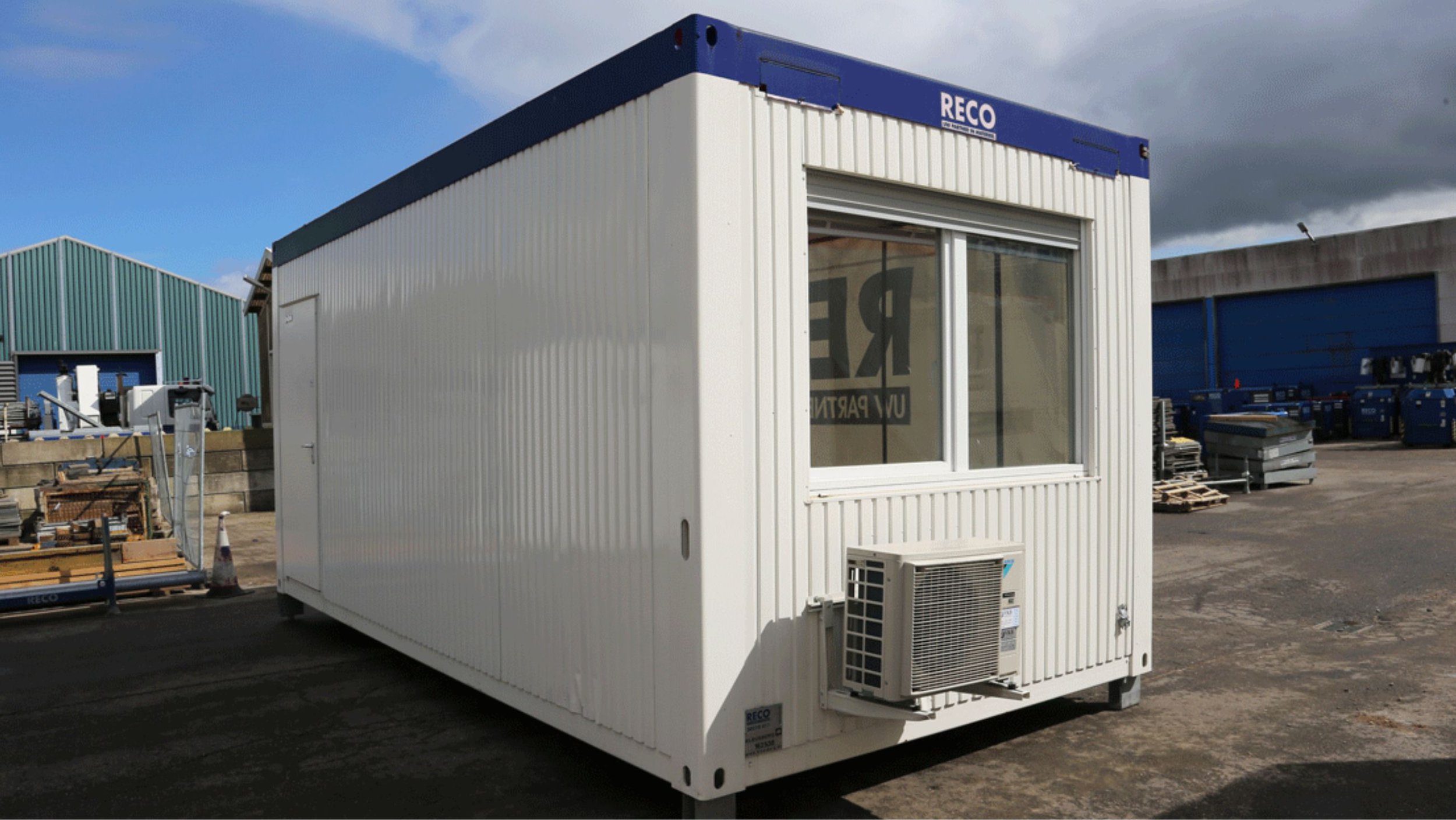 Kantoorunit huren  6x3