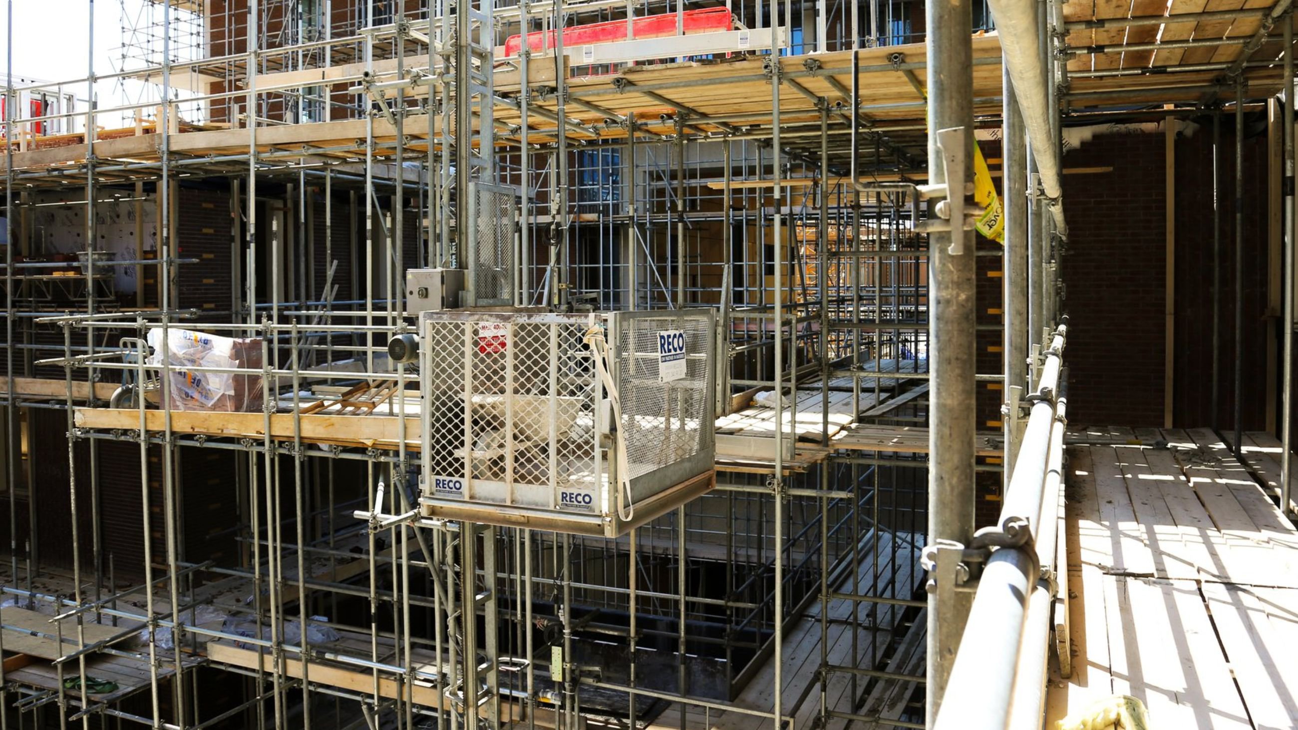 Goederenlift huren RECO