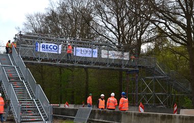 RECO bouwt tijdelijke fiets- en voetgangersbrug over N34